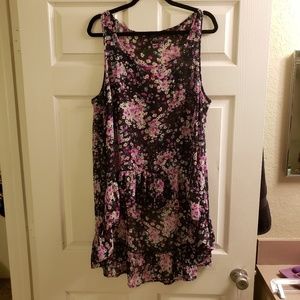 SALE! Gorgeous Semi-Sheer High-Low Floral Tank (1)